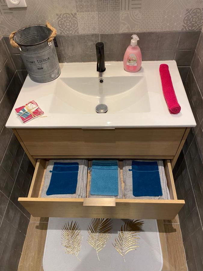 Appartement 50M2 Centre Marche Wifi Tribunal Draguignan Buitenkant foto